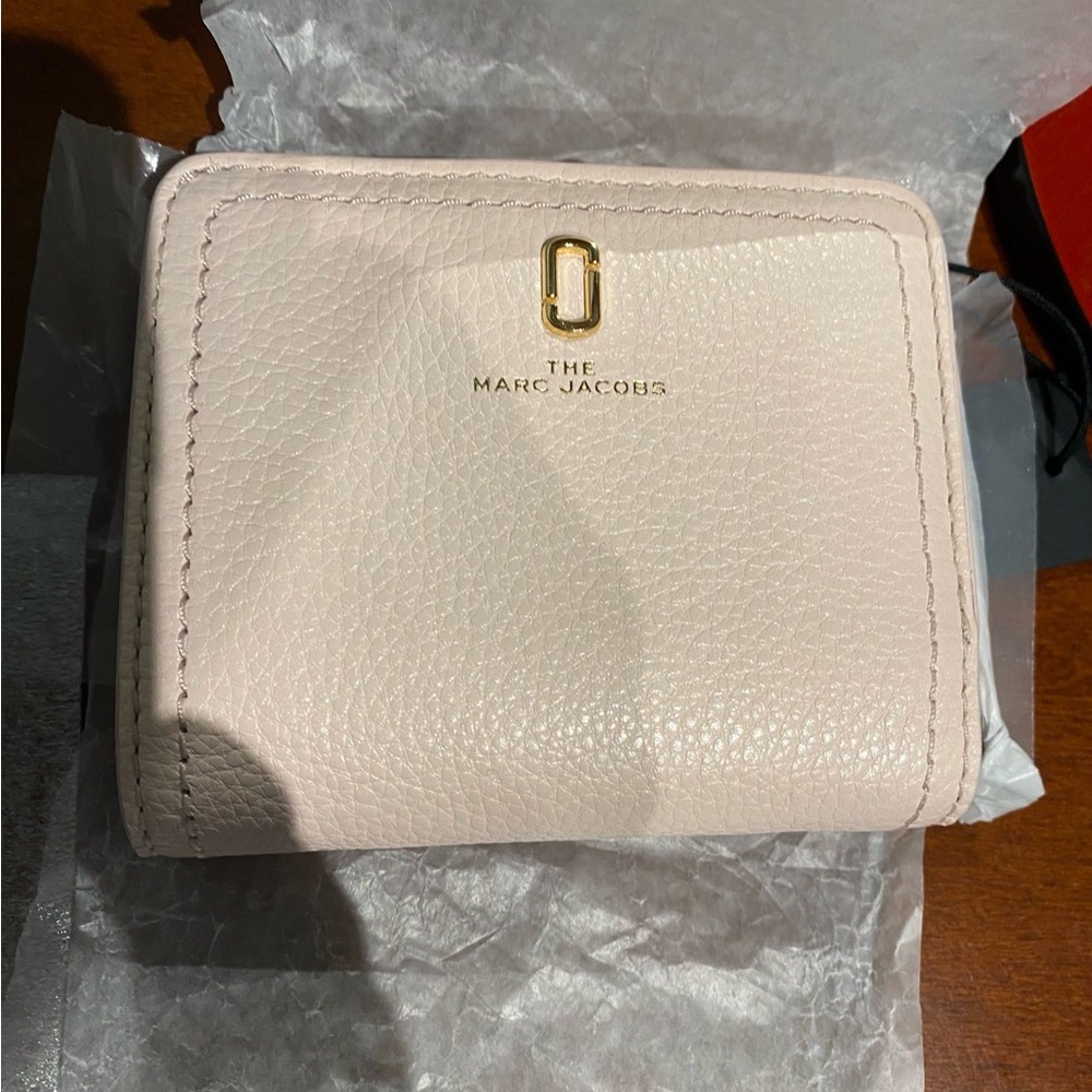 Small Marc Jacobs Wallet